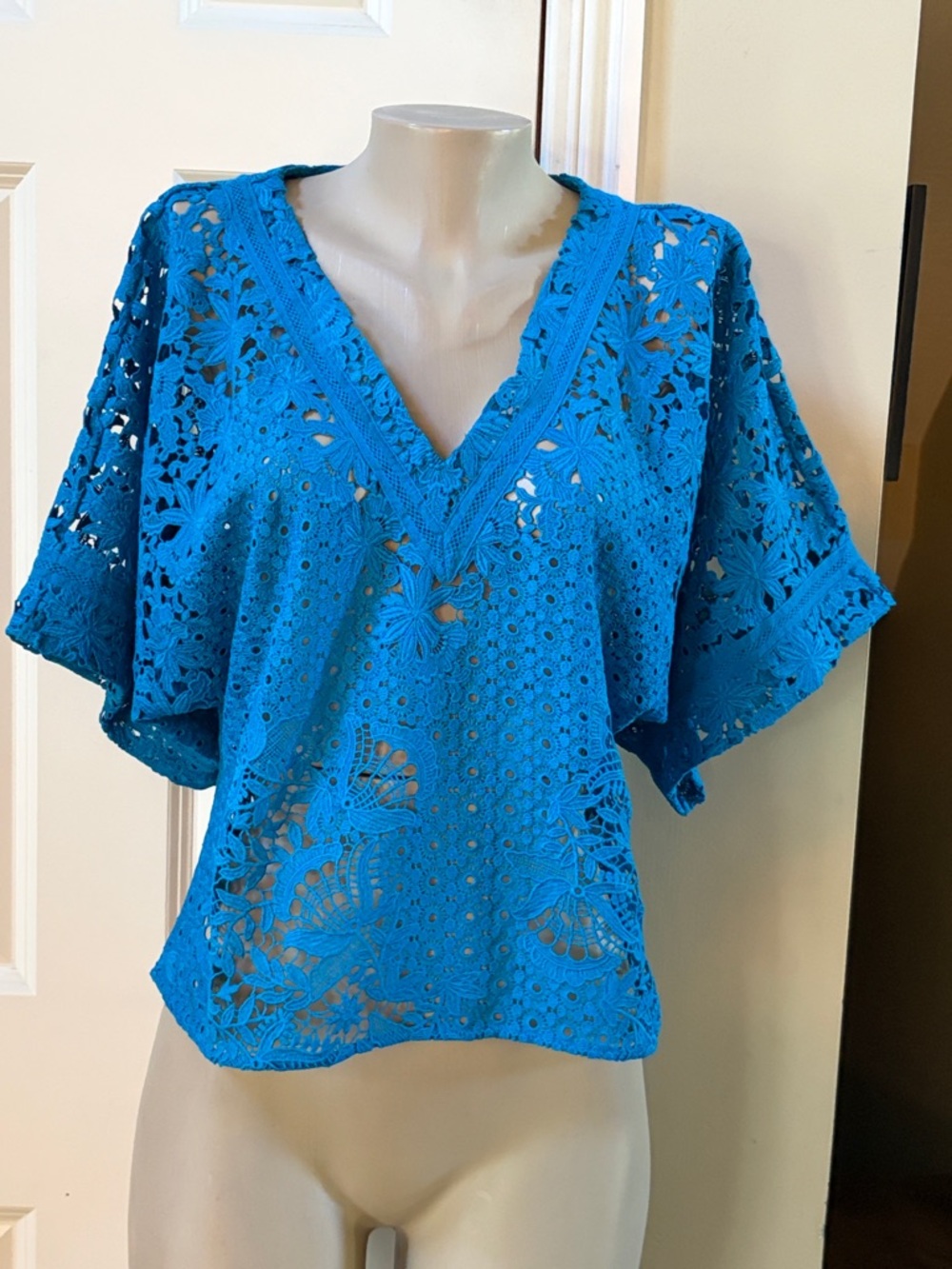 White House Black Market Bright Blue Crochet V-Neck Top, small
